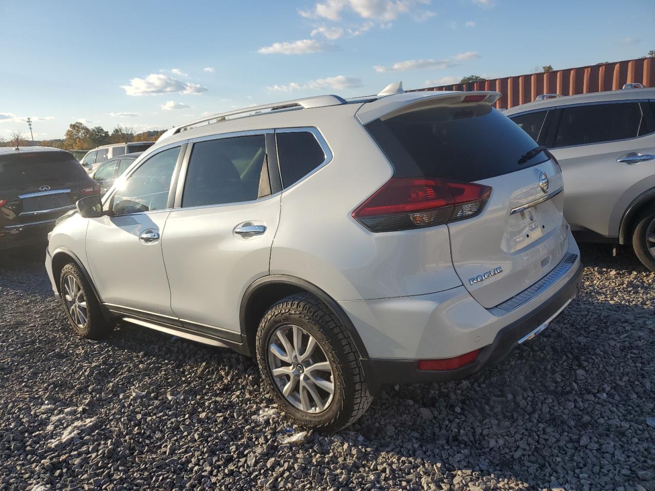 NISSAN ROGUE S