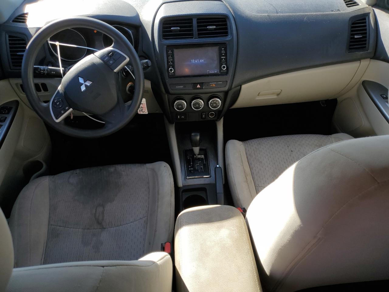 MITSUBISHI OUTLANDER ES