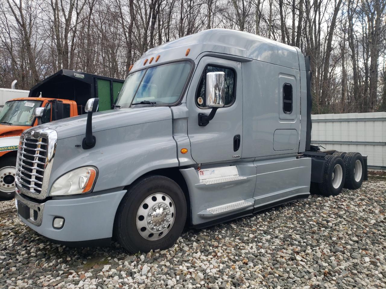 Lot #3291257998 2016 FREIGHTLINER CASCADIA
