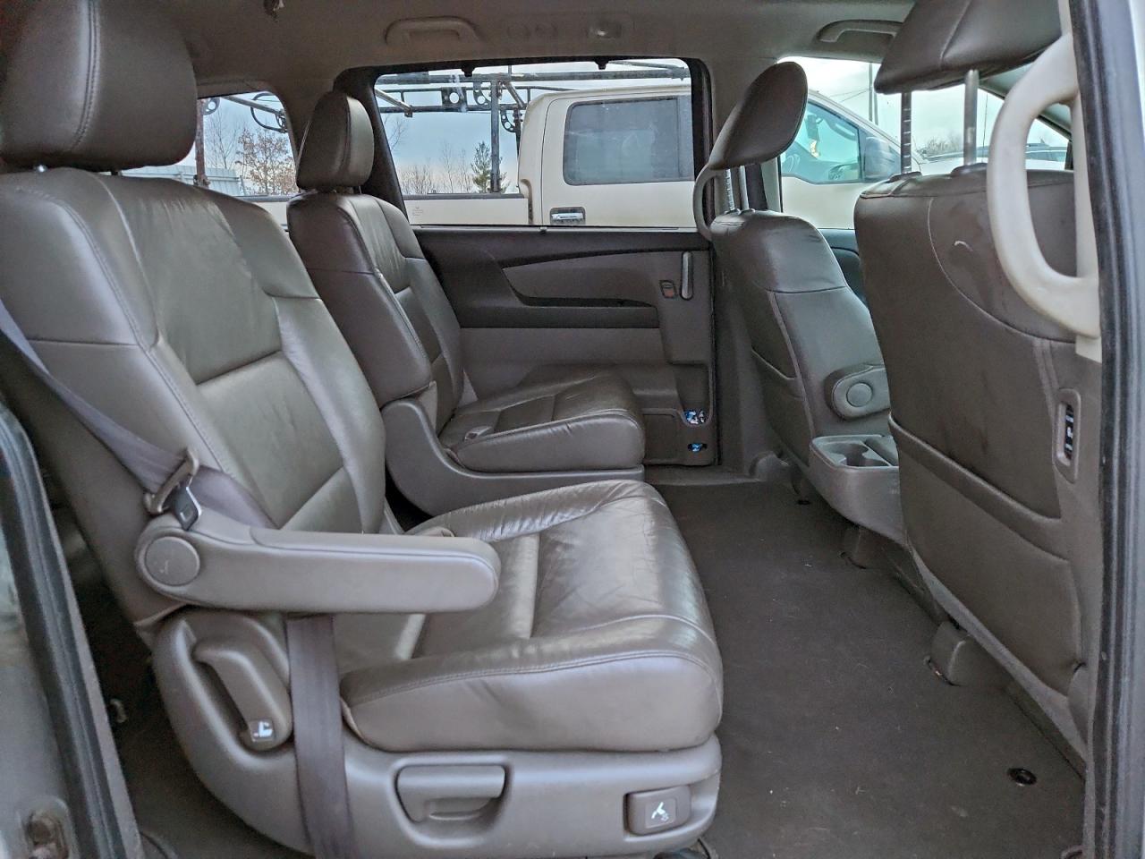 Lot #3305435449 2011 HONDA ODYSSEY EX