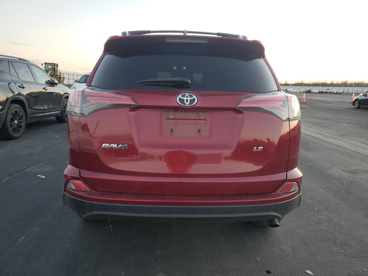 Lot #3310302094 2018 TOYOTA RAV4 LE