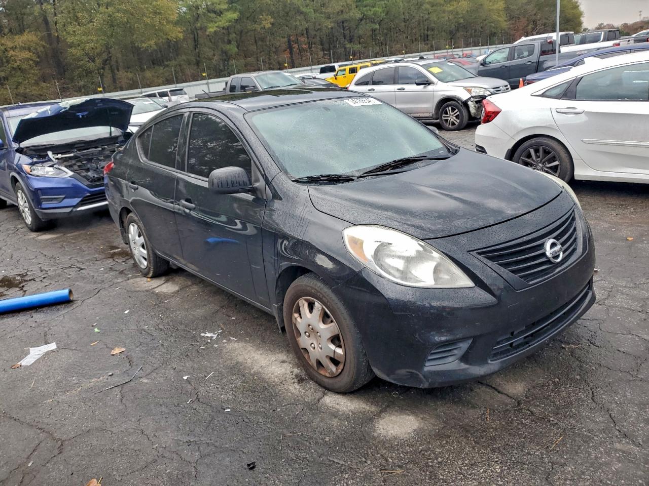 NISSAN VERSA S