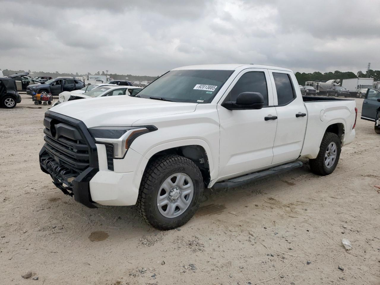 TOYOTA TUNDRA DOUBLE CAB SR