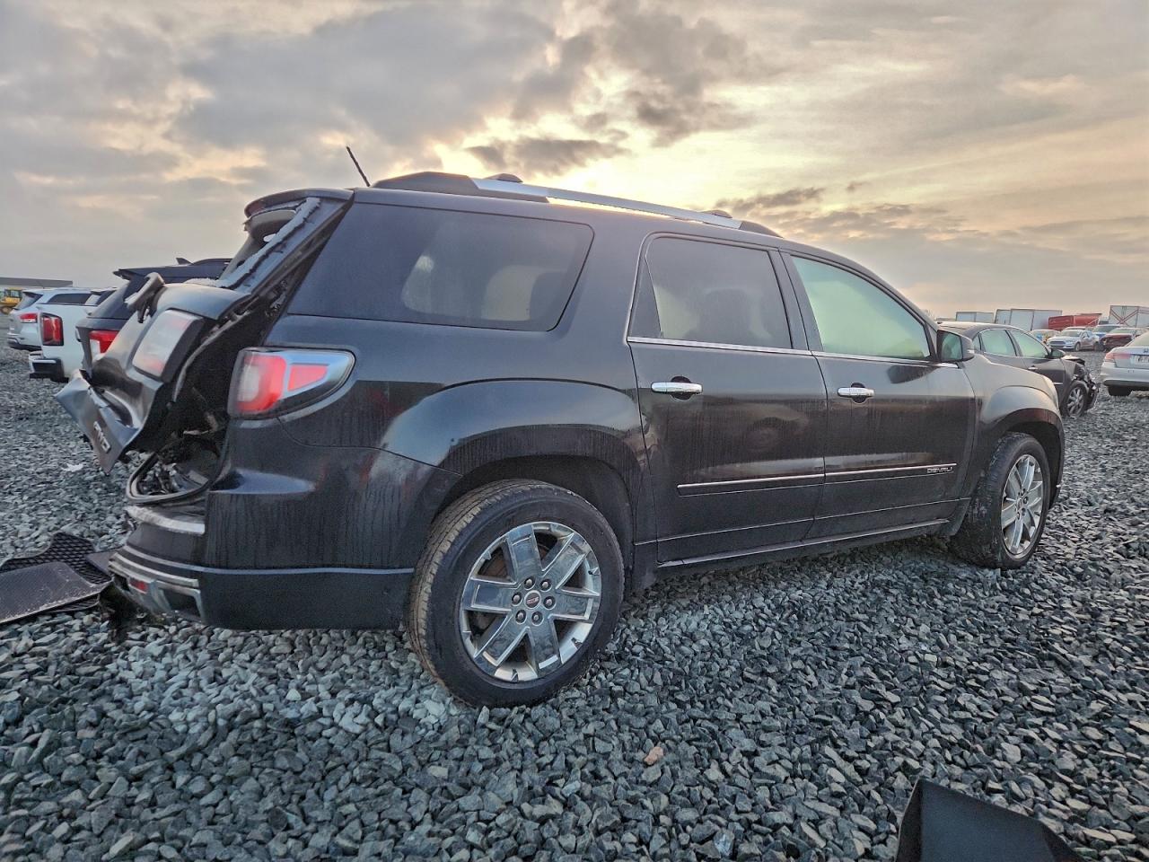 GMC ACADIA DENALI