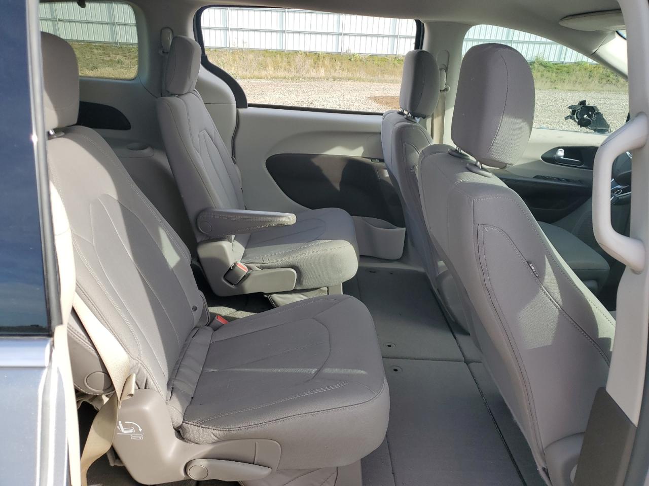 CHRYSLER PACIFICA LX