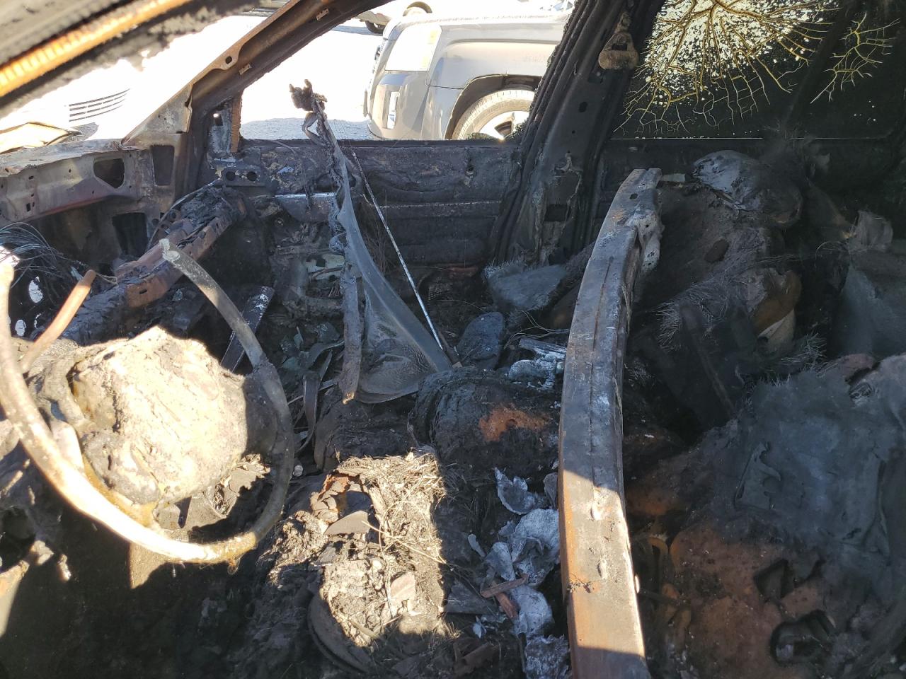 Lot #3302877899 2002 MERCURY GRAND MARQ