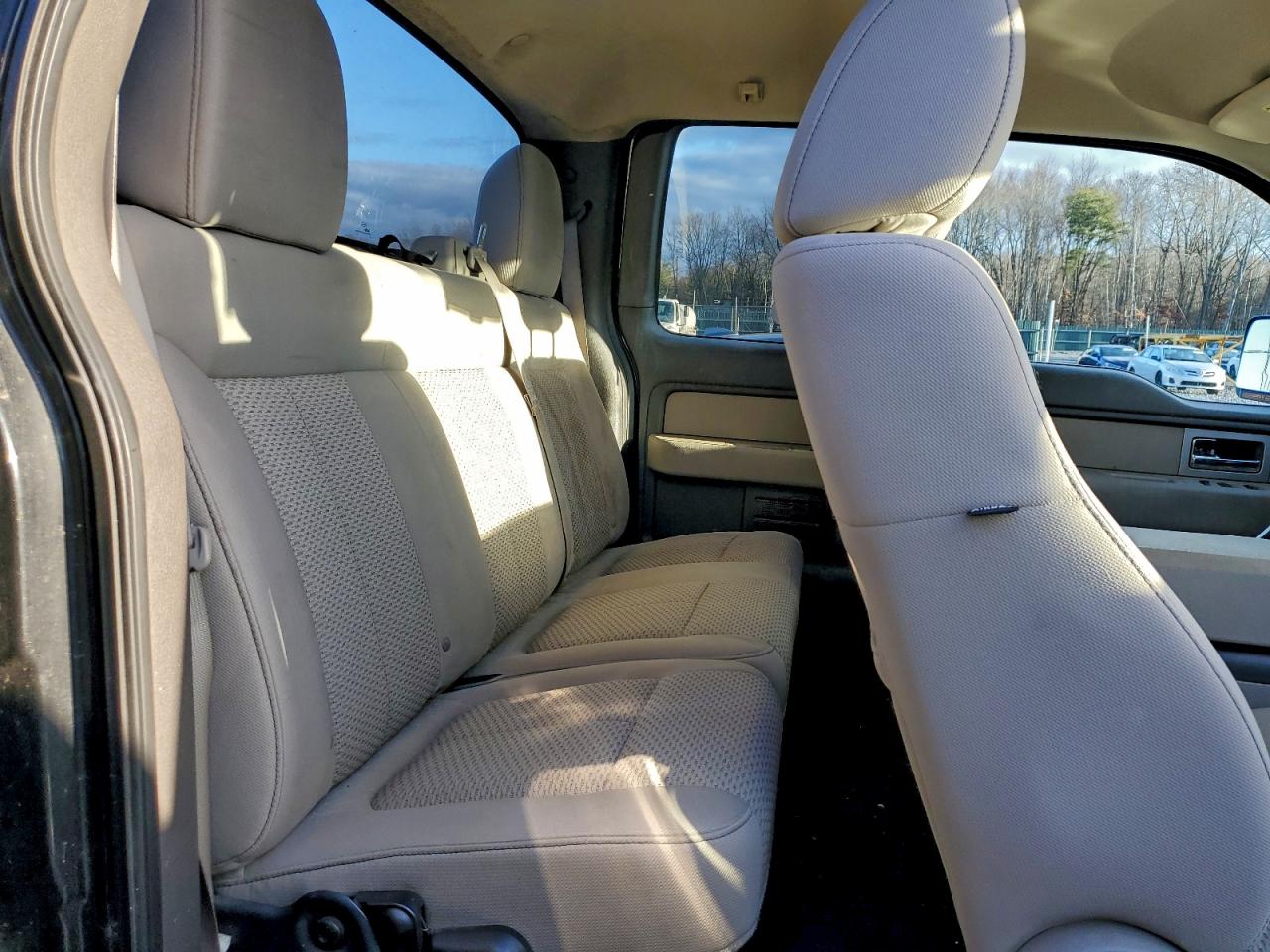 FORD F-150 SUPER CAB