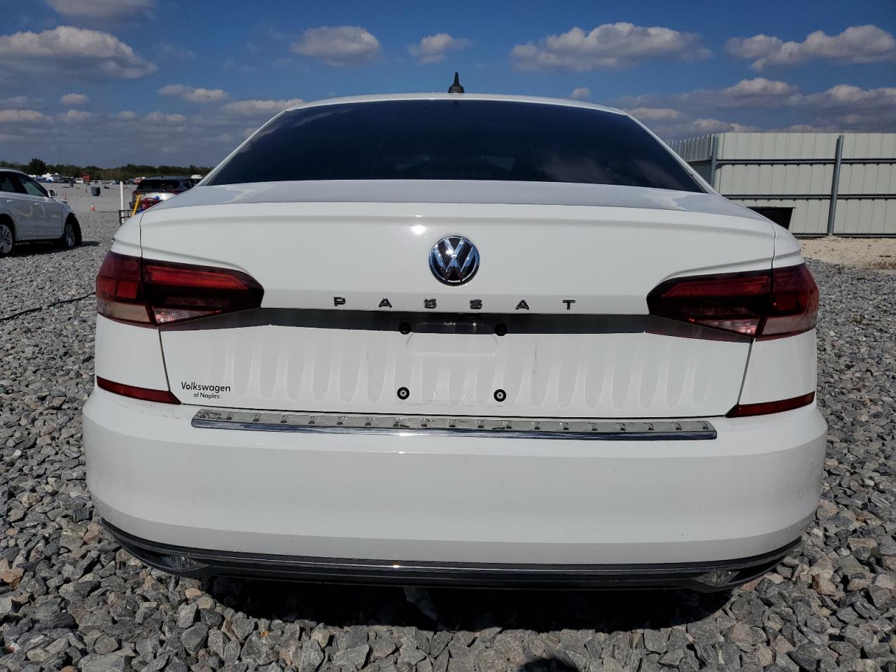 VOLKSWAGEN PASSAT SE