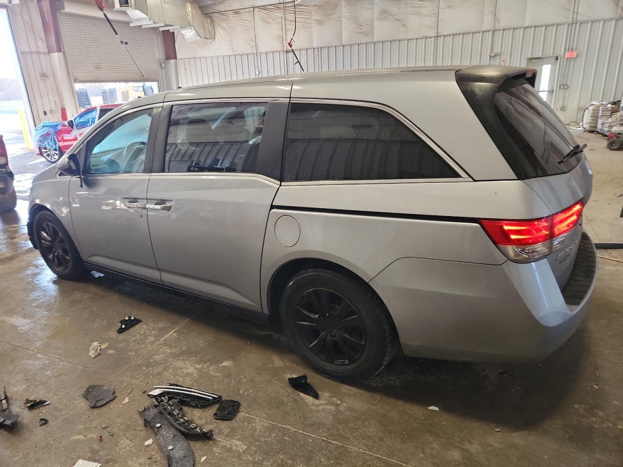 Lot #3302923111 2016 HONDA ODYSSEY EX