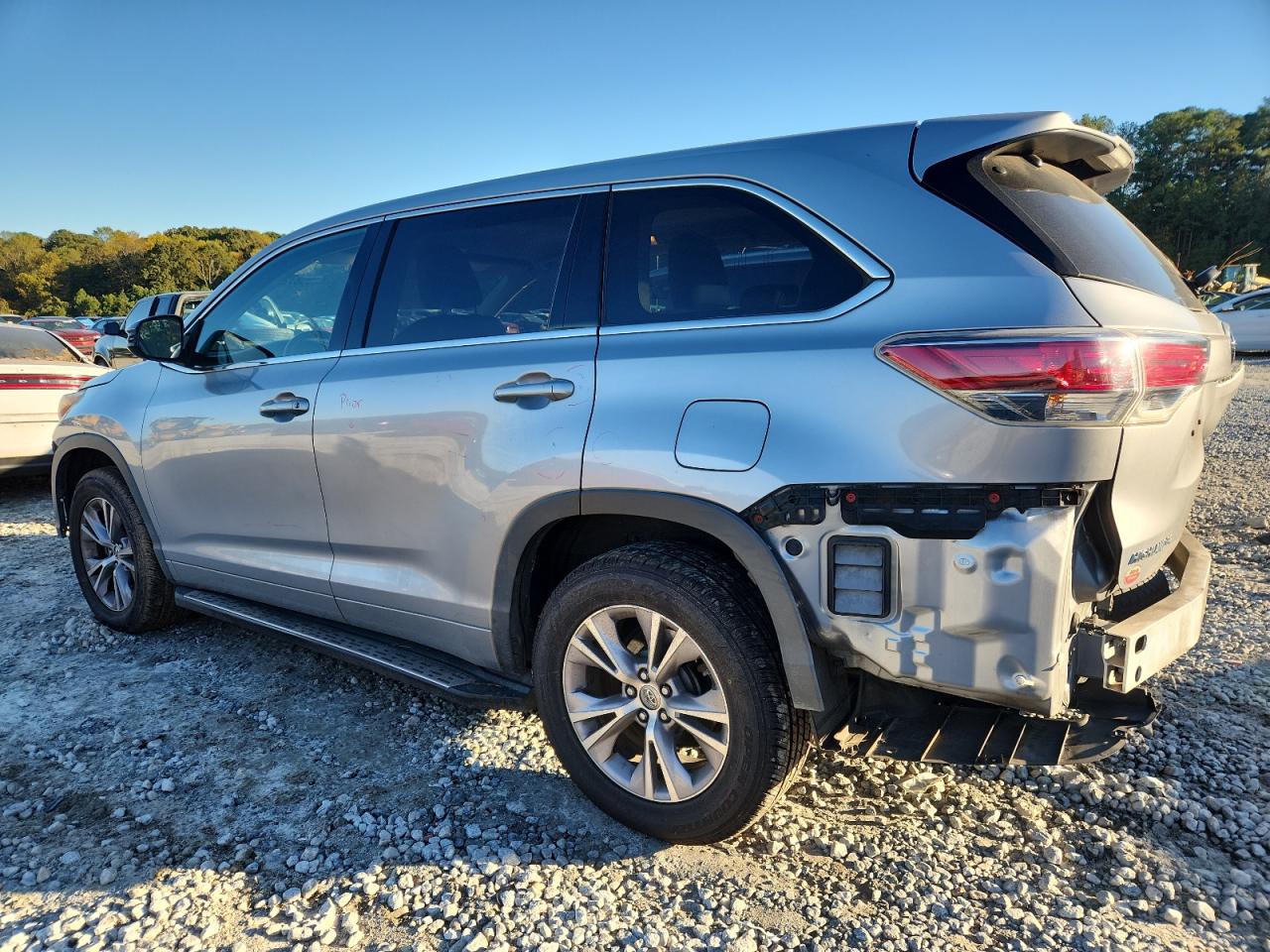 TOYOTA HIGHLANDER LE