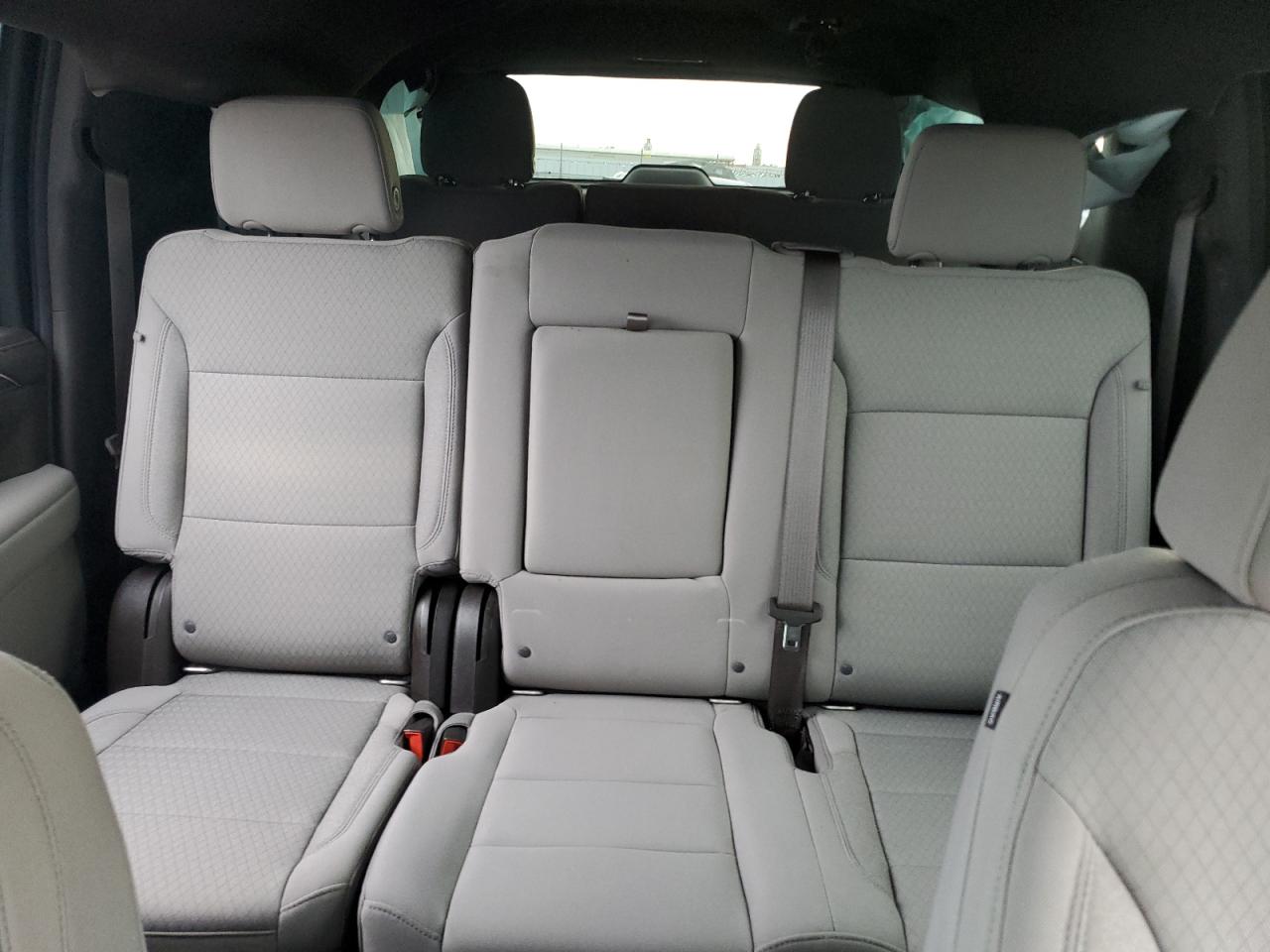 CHEVROLET SUBURBAN K1500 LS