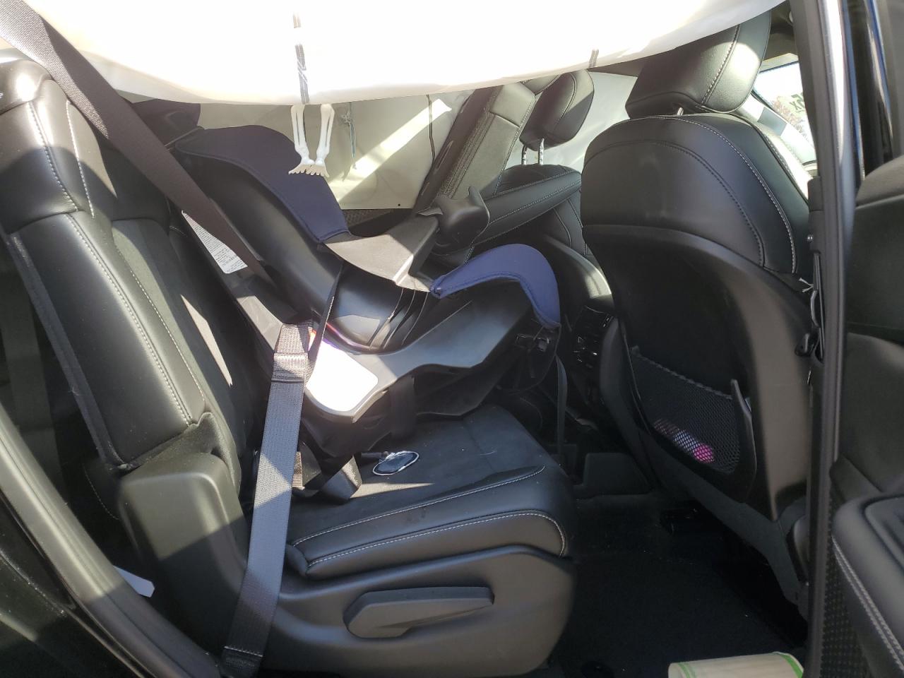 JEEP GRAND CHEROKEE L LAREDO