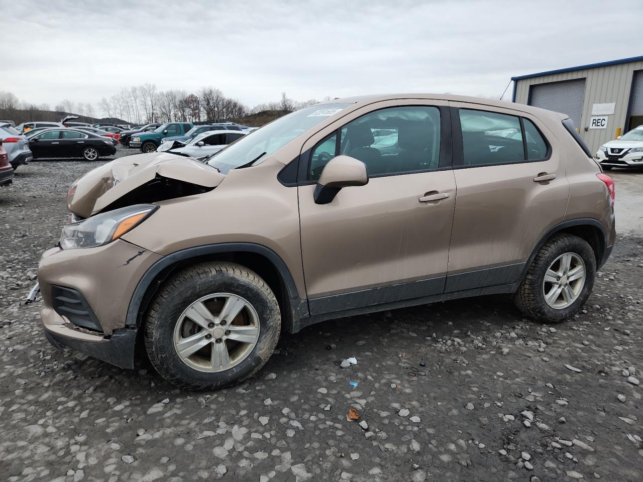 Lot #3316639491 2018 CHEVROLET TRAX LS