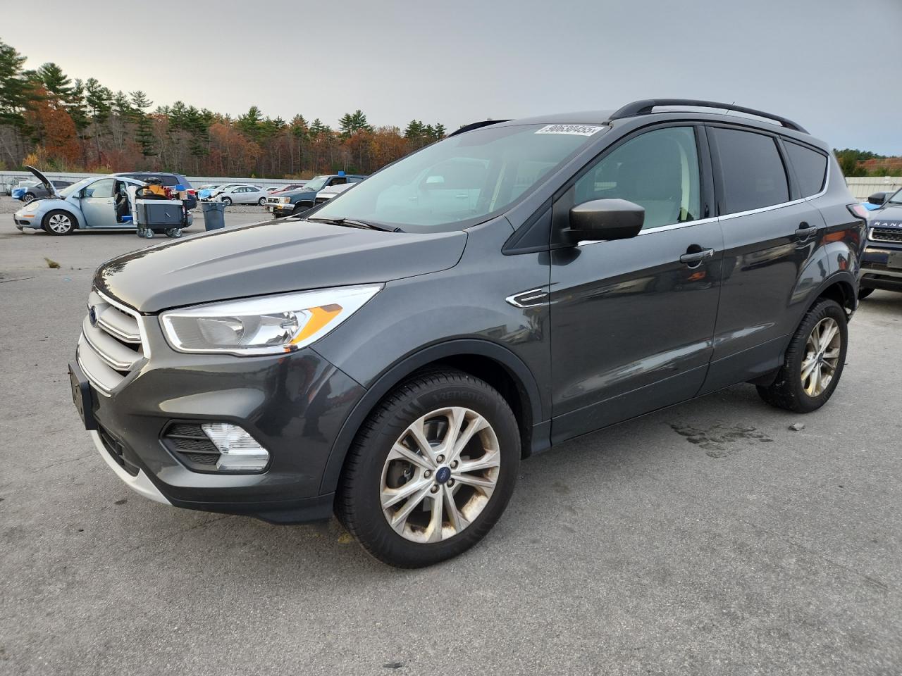FORD ESCAPE SE