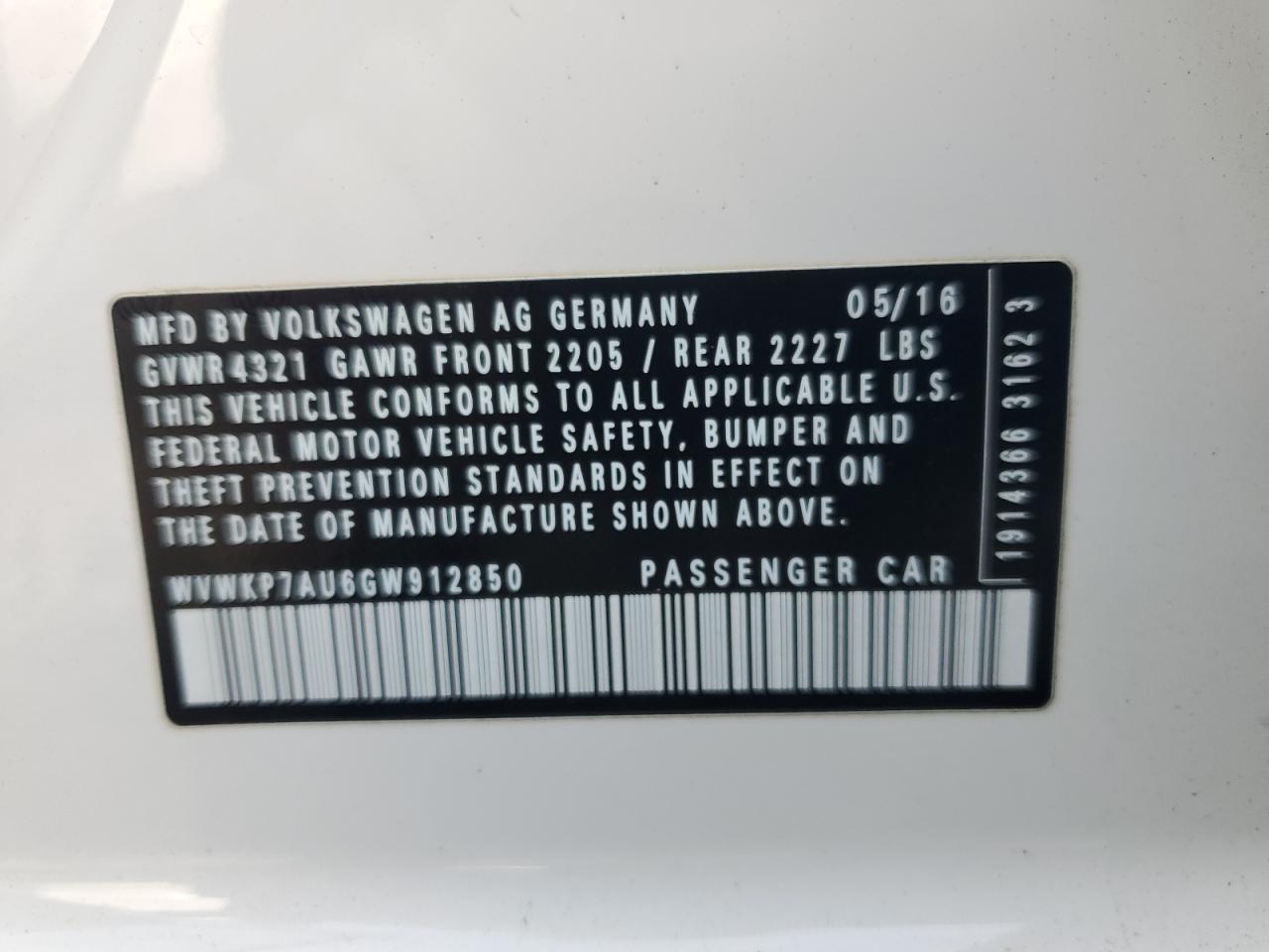 VOLKSWAGEN E-GOLF SE