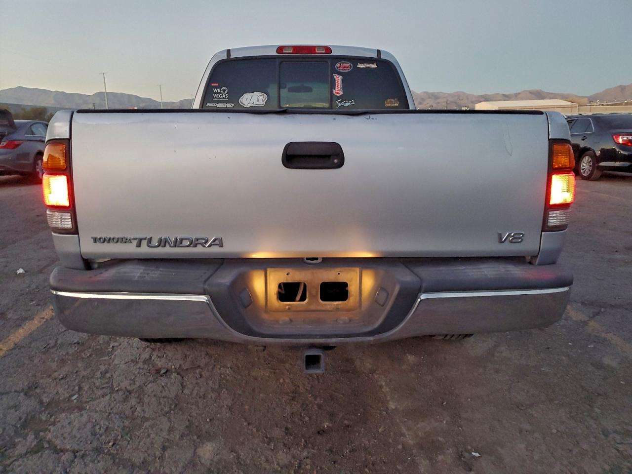 Lot #3312779100 2000 TOYOTA TUNDRA ACC