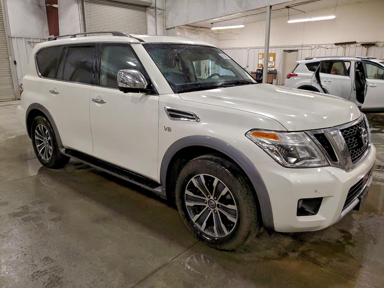 NISSAN ARMADA SV