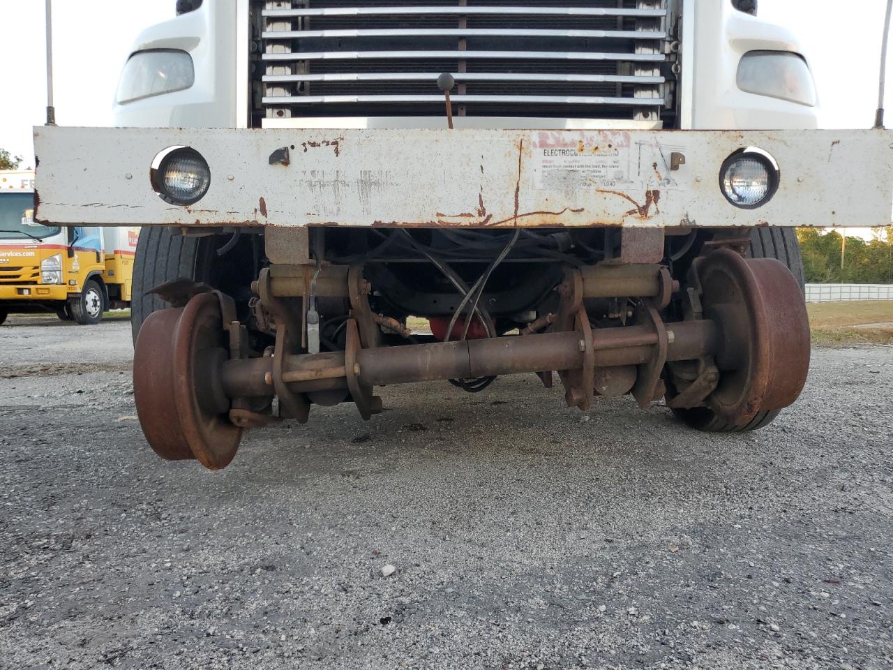 Lot #3292396269 2011 FREIGHTLINER M2 106 HEA