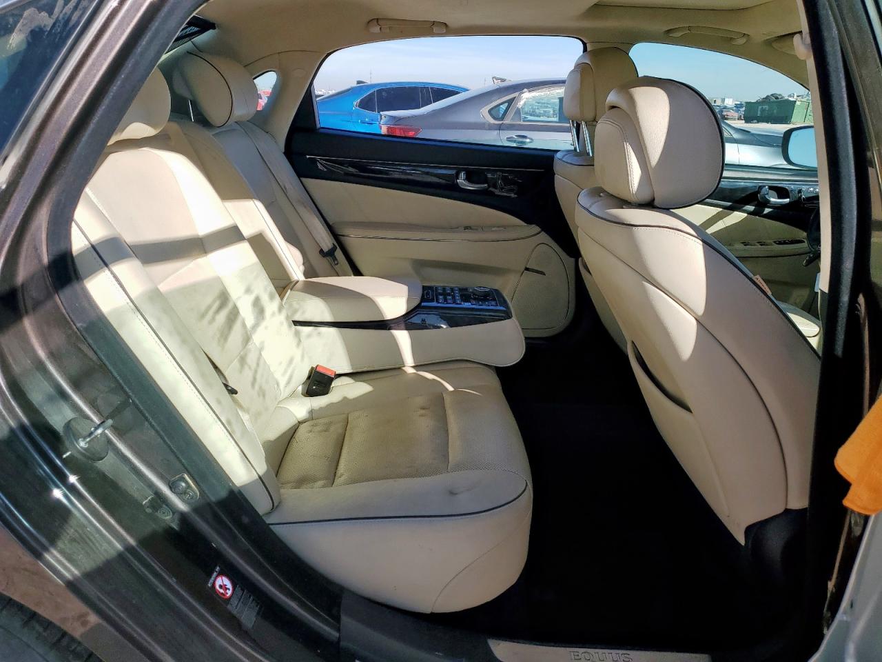 HYUNDAI EQUUS SIGNATURE