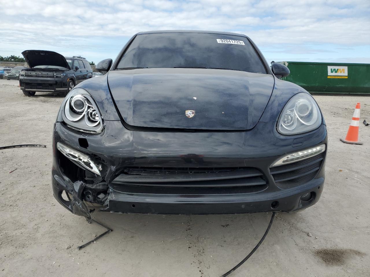 PORSCHE CAYENNE