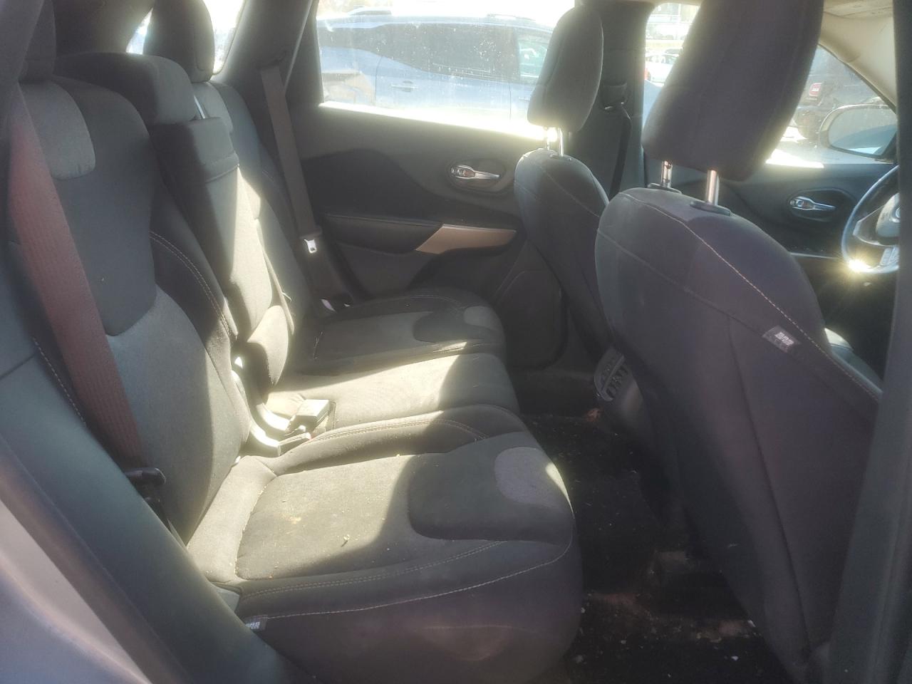 JEEP GRAND CHEROKEE SPORT