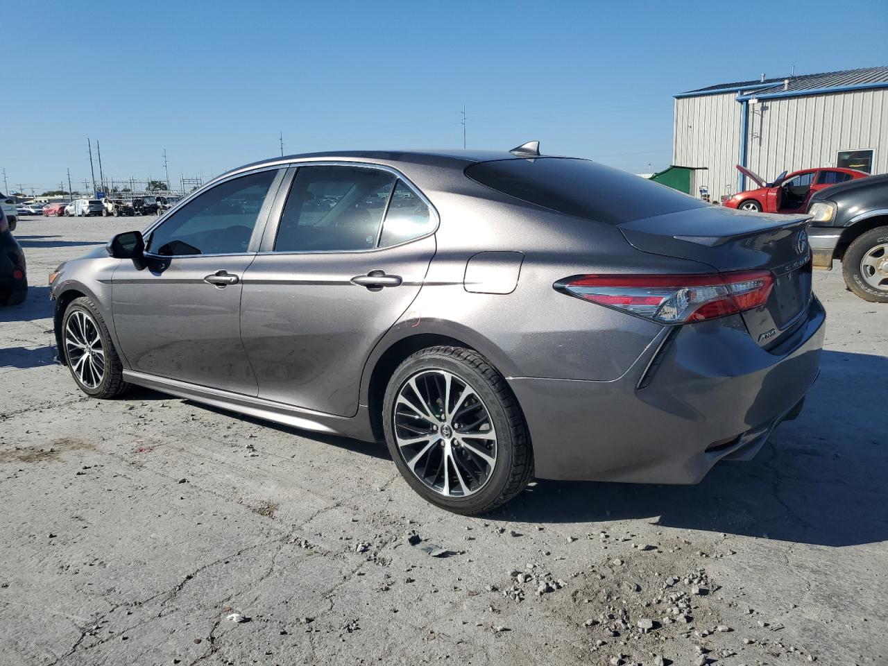 TOYOTA CAMRY L