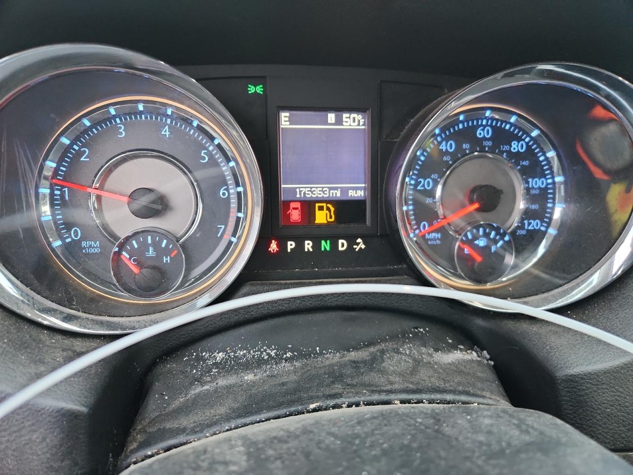 CHRYSLER TOWN & COUNTRY TOURING