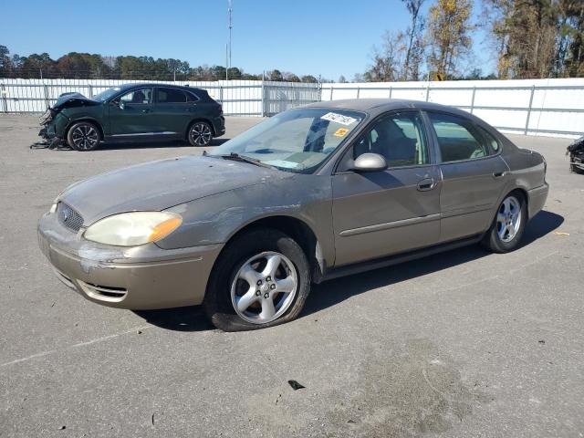 Global Auto Auctions: 2004 FORD TAURUS SE