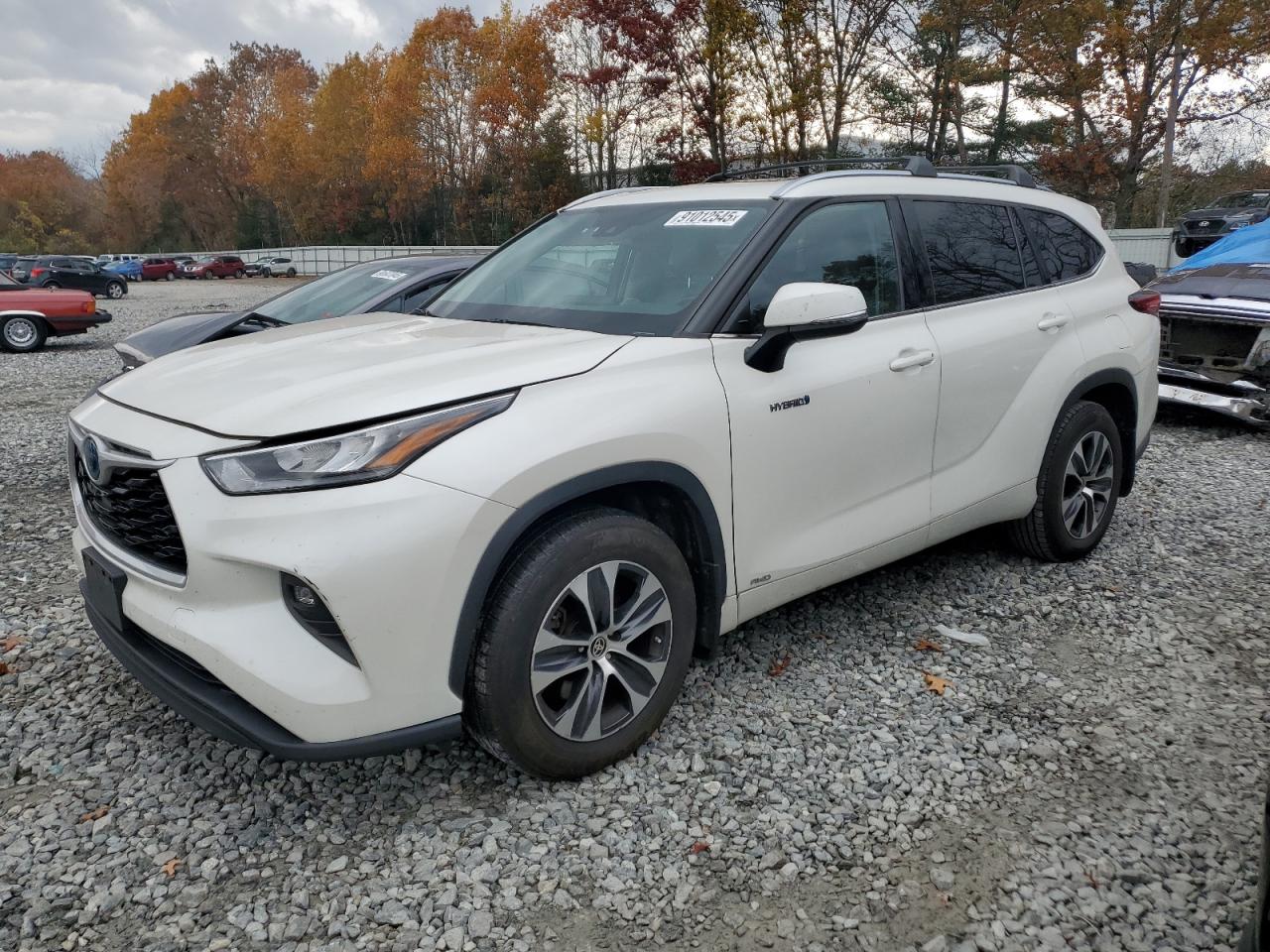 TOYOTA HIGHLANDER HYBRID XLE