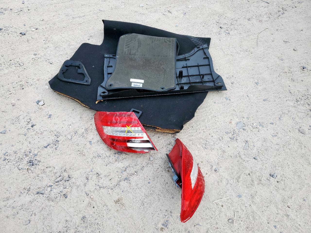 Lot #3311608232 2012 MERCEDES-BENZ C 250