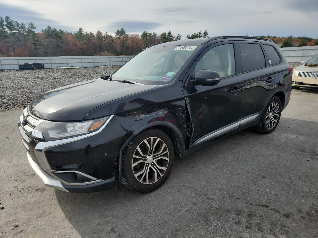 MITSUBISHI OUTLANDER SE