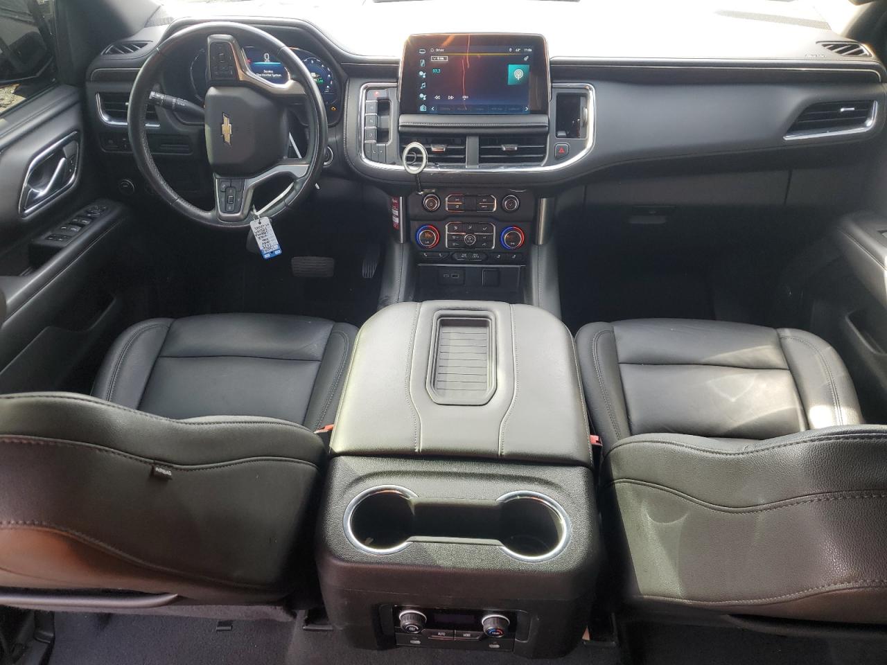 CHEVROLET SUBURBAN C1500 LT