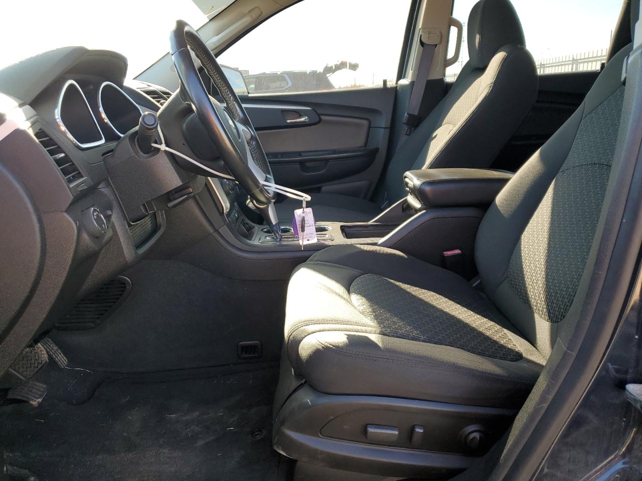 CHEVROLET TRAVERSE LT