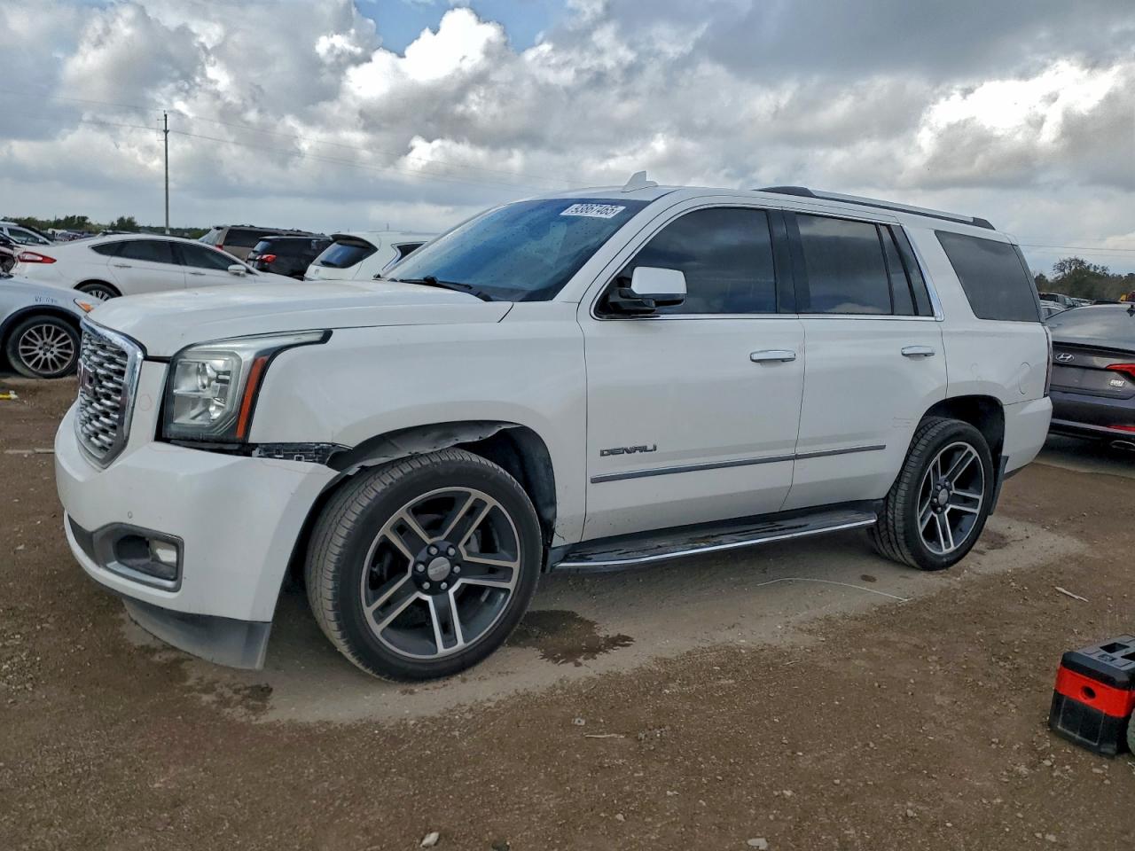 GMC YUKON DENALI