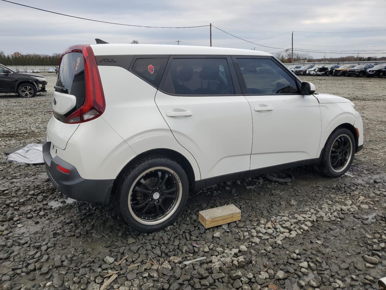 KIA SOUL LX