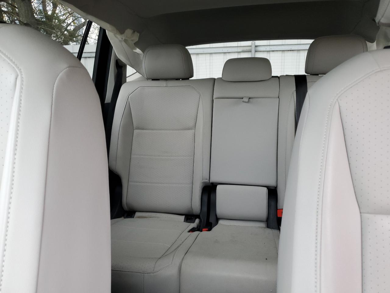 VOLKSWAGEN TIGUAN SE