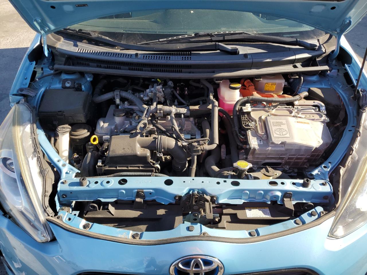 TOYOTA PRIUS C