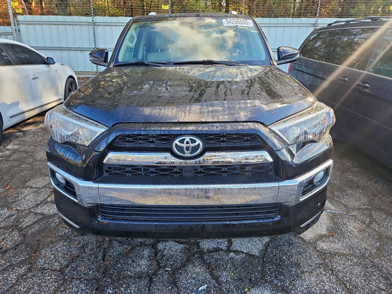 TOYOTA 4RUNNER SR5