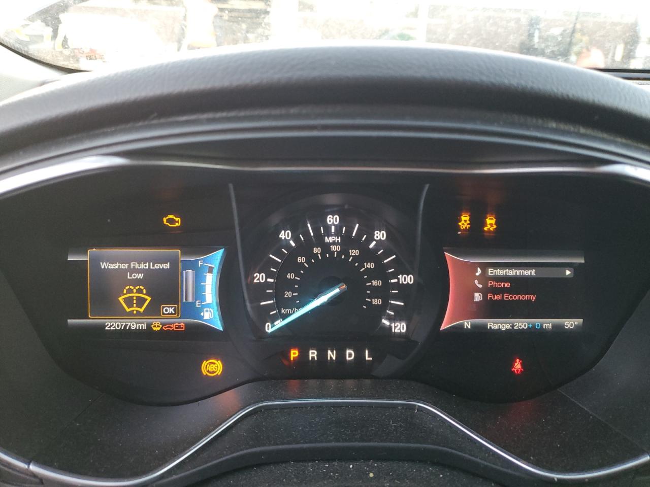 FORD FUSION TITANIUM PHEV