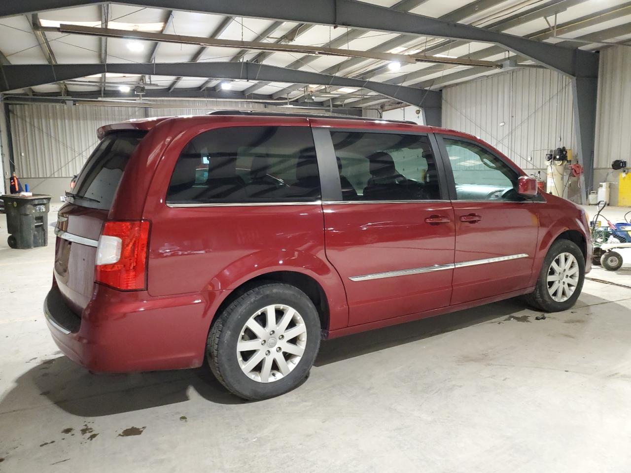 CHRYSLER TOWN & COUNTRY TOURING