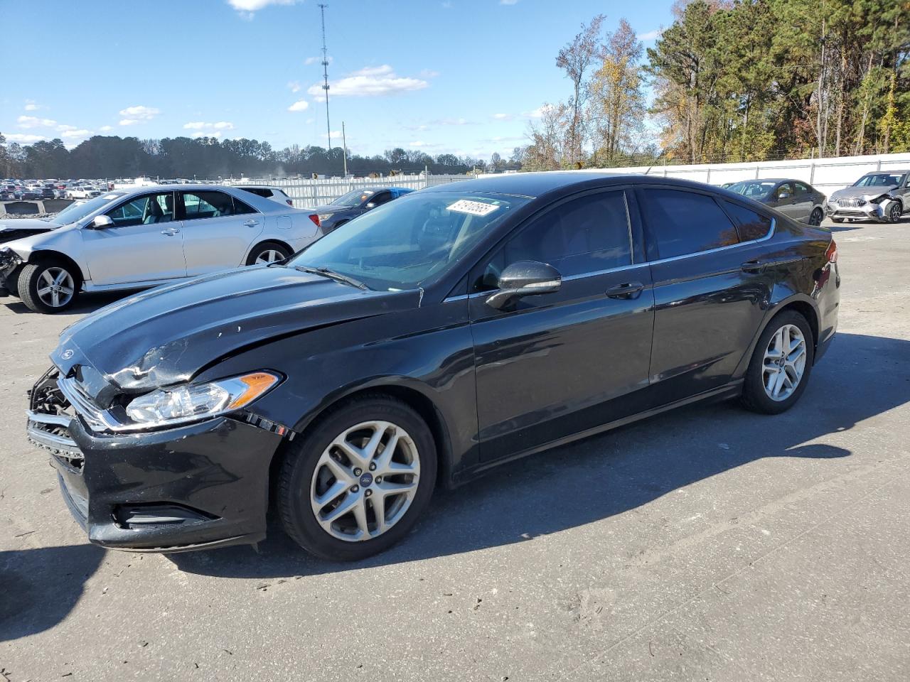 FORD FUSION SE