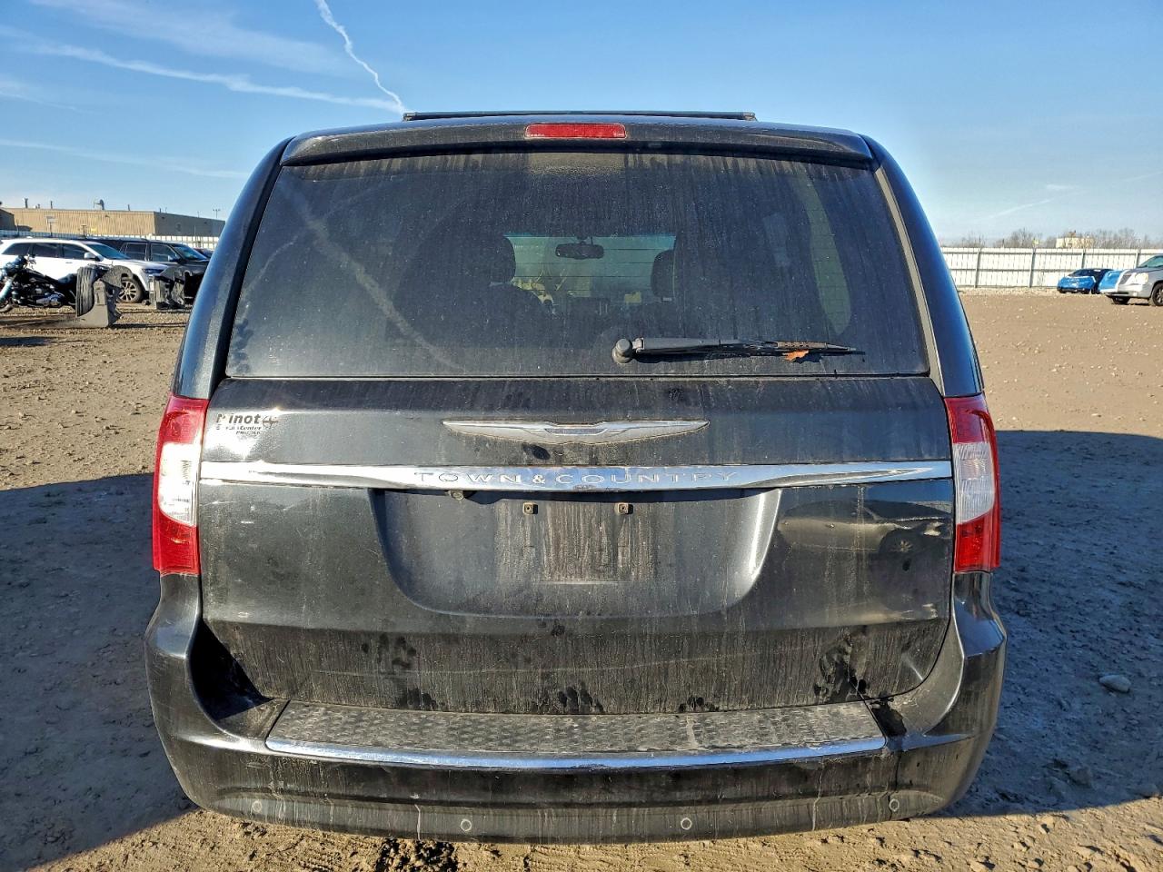 CHRYSLER TOWN & COUNTRY TOURING L