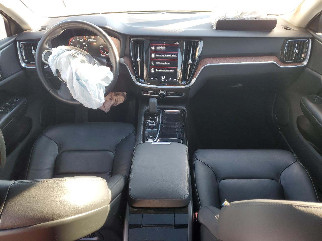 VOLVO S60 T8 RECHARGE R-DESIGN EXPRESSION