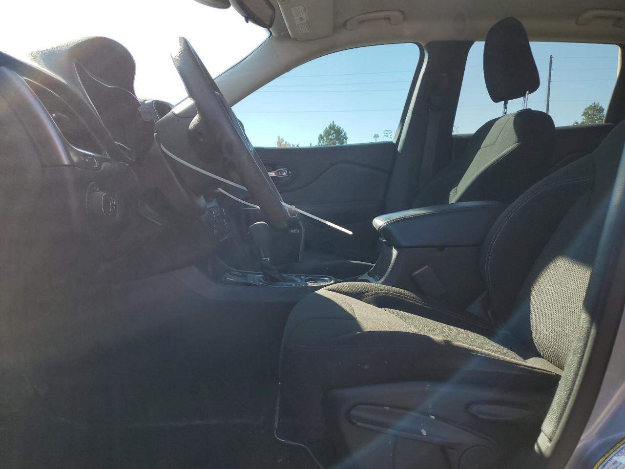 JEEP GRAND CHEROKEE LATITUDE