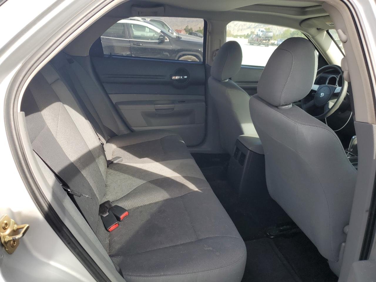 Lot #3309635086 2005 DODGE MAGNUM SXT