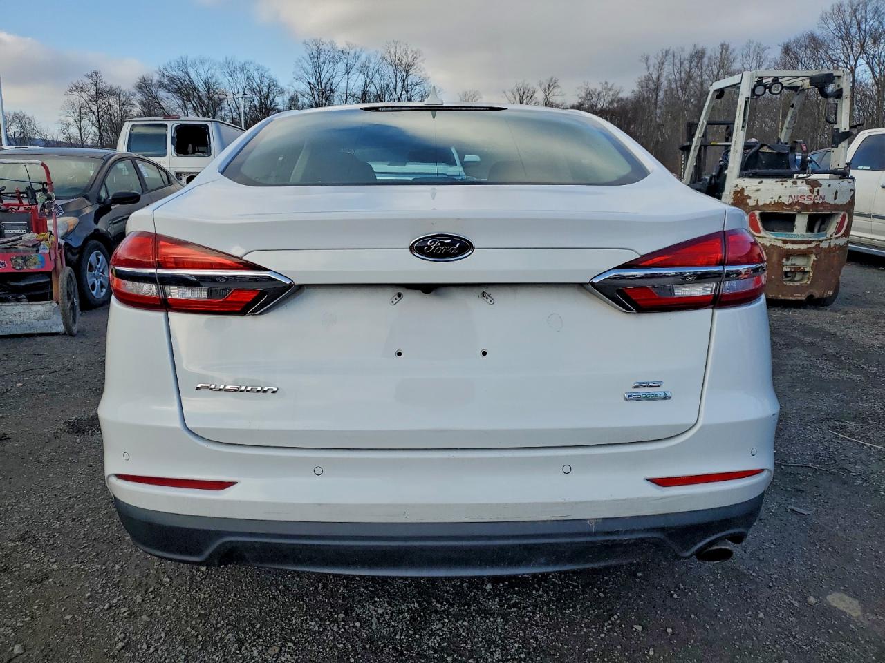 FORD FUSION SE