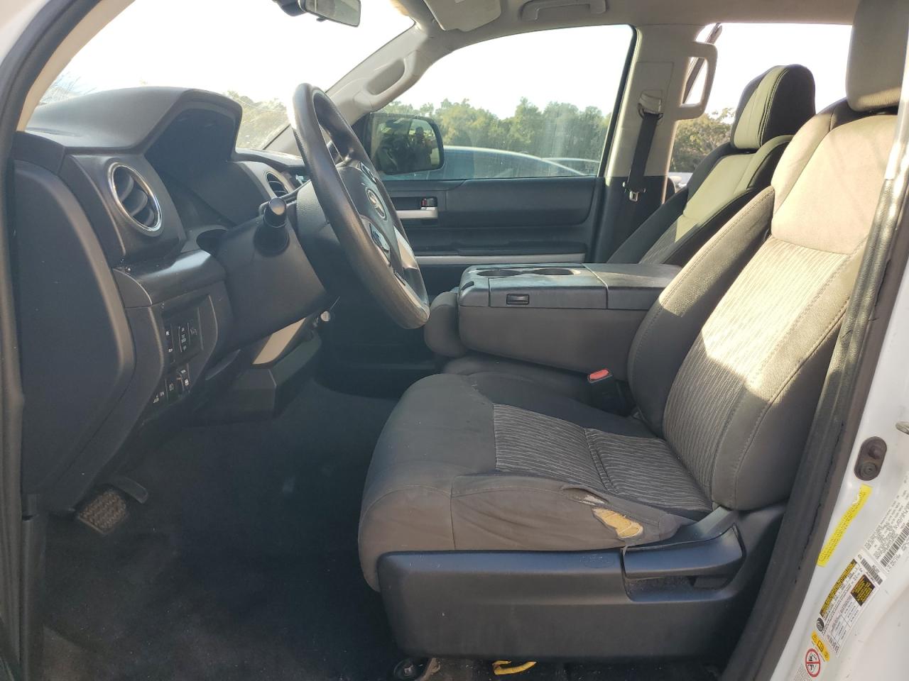 TOYOTA TUNDRA CREWMAX SR5