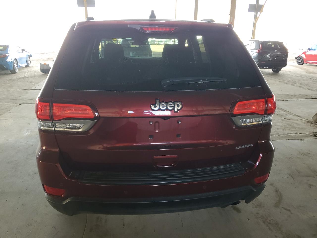 JEEP GRAND CHEROKEE LAREDO