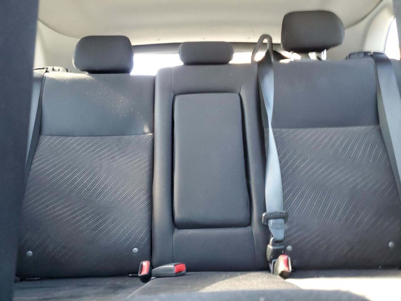 MITSUBISHI OUTLANDER SE