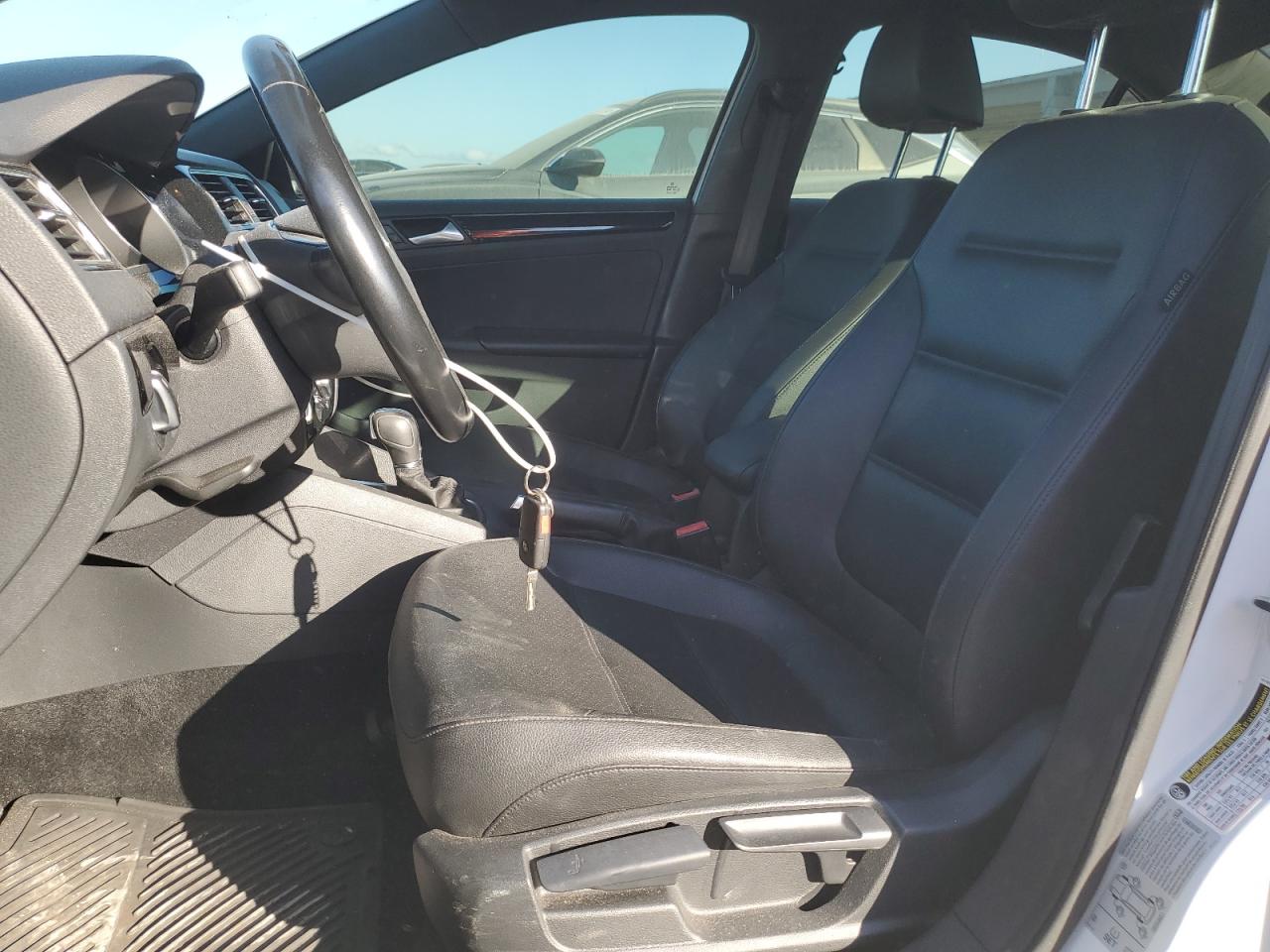 VOLKSWAGEN JETTA SPORT